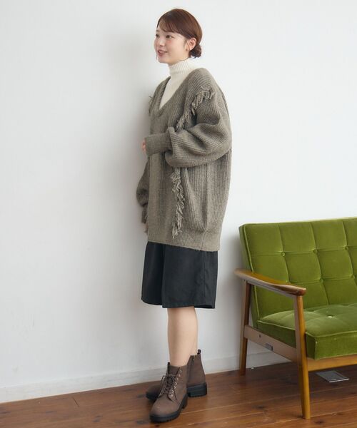 RETRO GIRL（レトロガール）の「VネックチュニックNT（ニット/セーター・レディース・ベージュ/ブラウン/ブルー・FREE）」の9枚目の写真