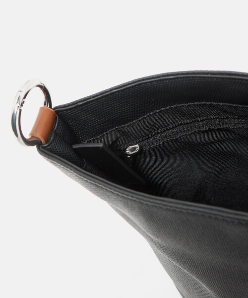 BEAUTY&YOUTH UNITED ARROWS（ビューティーアンドユースユナイテッドアローズ）の「“Emboss Bag Series” ハンギング ポーチ（ハンドバッグ・メンズ・その他1/ブラック・FREE）」の14枚目の写真