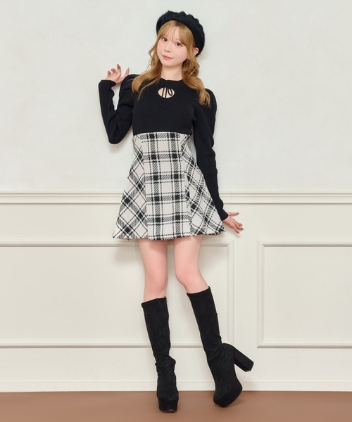 apres jour(アプレジュール)の「フロントオープンパワショルニット(ニット/セーター・レディース・ボルドー/アイボリー/ブラック・フリー/X-LARGE)」の17枚目の写真