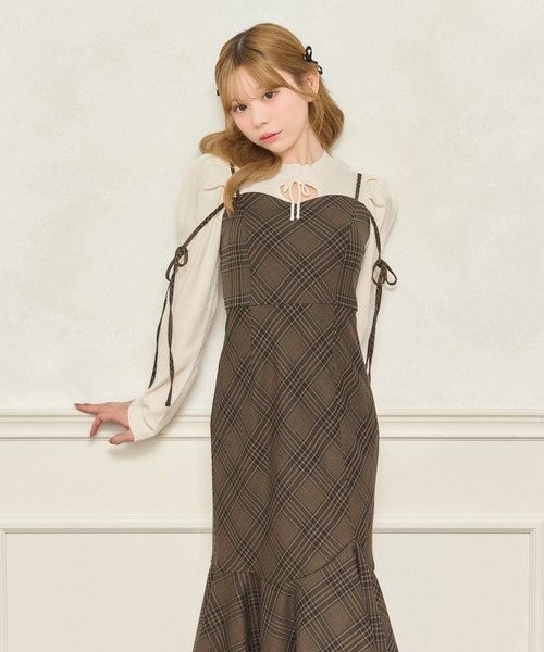 apres jour(アプレジュール)の「フロントオープンパワショルニット(ニット/セーター・レディース・ボルドー/アイボリー/ブラック・フリー/X-LARGE)」の11枚目の写真