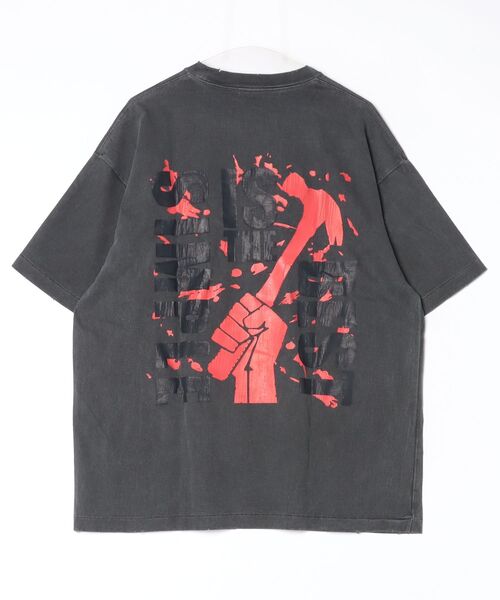 THE SUGAR PUNCH（ザシュガーパンチ）の「THE SUGAR PUNCH/ザ シュガー パンチ/SAKAMOTO DAYS S/S T-Shirt (SHISHIBA)（Tシャツ/カットソー・メンズ・ブラック/ホワイト・L/XL）」の3枚目の写真