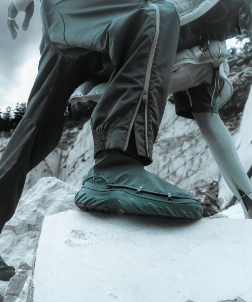 OAKLEY（オークリー）の「OAKLEY Meridian Low Ext（オークリー メリディアン ロー Ext）（スニーカー・メンズ・ブラック系/グリーン系・25cm/25.5cm/26cm/26.5cm/27cm/28cm/27.5cm/29cm/28.5cm）」の15枚目の写真