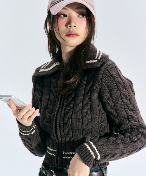 ZEROPLANET（ゼロプラネット）の「コティケーブルニットジップアップ[BROWN]（ニット/セーター・レディース・その他・FREE）」の2枚目の写真