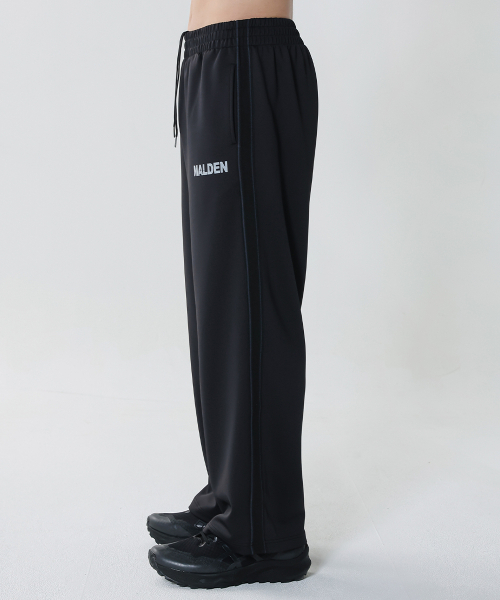 MALDEN(モールデン)の「クラックロゴトラックパンツ(スウェットパンツ・メンズ・ブラック・MEDIUM/LARGE/X-LARGE/XX-LARGE)」の4枚目の写真