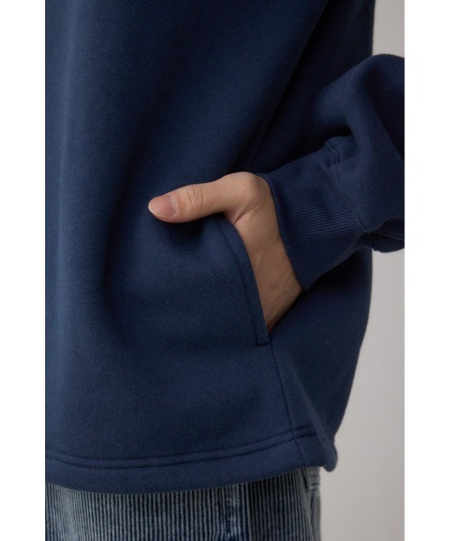 AZUL by moussy（アズールバイマウジー）の「裏起毛パイピングデザイントップス（スウェット・メンズ・ブラック/ダークネイビー/杢グレー・LARGE/MEDIUM）」の7枚目の写真