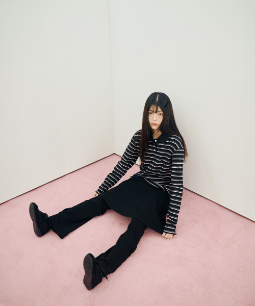 MIHEV(ミヘブ)の「ストライプラグビー襟ロングスリーブブラックピンク(ポロシャツ・レディース・その他・FREE)」の2枚目の写真