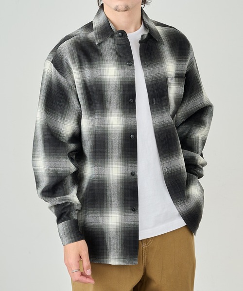 Cal Top（キャルトップ）の「雑誌 『GO OUT』にて掲載！【Cal Top】2000 L/S Plaid Color Base Shirt オンブレチェックシャツ シャドーチェック フランネルシャツ UNTR（シャツ/ブラウス・メンズ・レッド系その他/グレー系1/ブラック系1/ブラウン系1/ブラック系2・S/M）」の3枚目の写真