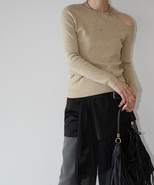 chuclla（チュクラ）の「ワンショルダー リブトップス chw26s029（ニット/セーター・レディース・ブラック/ベージュ・FREE）」の16枚目の写真