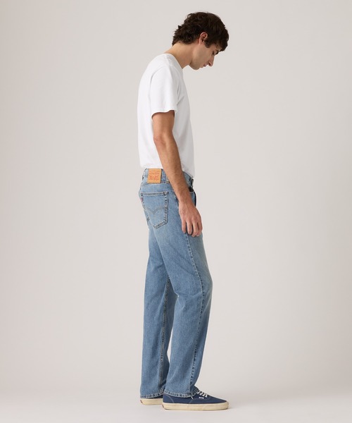 Levi's(リーバイス)の「Levi's/リーバイス 505(TM) レギュラーフィット ジーンズ ミディアムインディゴ(デニムパンツ・メンズ・インディゴブルー・W36 L32/W34 L32/W33 L32/W32 L32/W31 L32/W30 L32/W29 L32/W28 L32)」の3枚目の写真