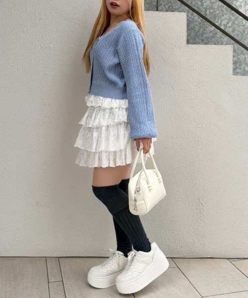 continuer de NICE CLAUP（コンティニューデナイスクラップ）の「裾レースリボン釦カーディガン（カーディガン/ボレロ・レディース・ネイビー/イエロー/ピンク/オフホワイト/レッド/サックスブルー・FREE）」の14枚目の写真