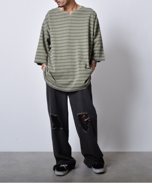 DOUBLE STEAL(ダブルスティール)の「DSピグメントオーバーダイボーダーキーネックTシャツ(Tシャツ/カットソー・メンズ・ブラック/オリーブ/ベージュ・LARGE/MEDIUM/SMALL)」の22枚目の写真