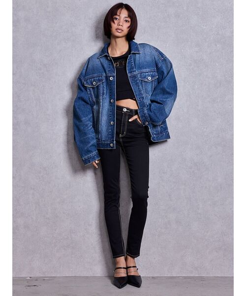 GYDA（ジェイダ）の「Symmetry GYDA bijou BIGデニムGジャン（デニムジャケット・レディース・ライトブルー/ブルー・FREE）」の11枚目の写真