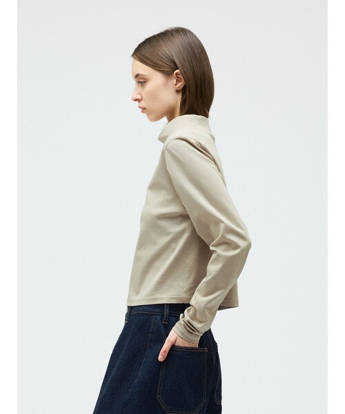 mizuiroind（ミズイロインド）の「mizuiro ind モックネックTシャツ（Tシャツ/カットソー・レディース・ホワイト/ベージュ/スモークピンク/ブラック/ブルー・FREE）」の20枚目の写真