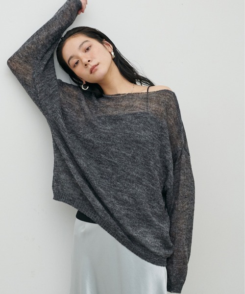LARUTA（ラルータ）の「【LARUTA】透かしモヘアボートネックプルオーバー（ニット/セーター・レディース・ピンク/イエロー/チャコールグレー/アイボリー・FREE）」の11枚目の写真