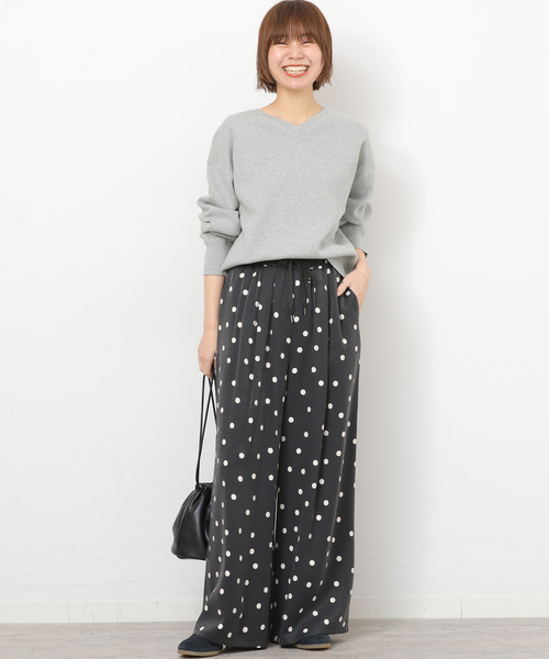 JOURNAL STANDARD relume（ジャーナルスタンダード　レリューム）の「ランダムドットギャザーワイドパンツ（その他パンツ・レディース・ブラック・38/36）」の2枚目の写真