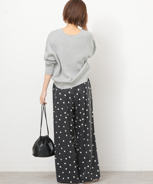 JOURNAL STANDARD relume（ジャーナルスタンダード　レリューム）の「ランダムドットギャザーワイドパンツ（その他パンツ・レディース・ブラック・38/36）」の4枚目の写真