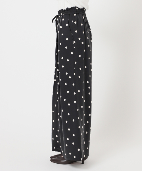 JOURNAL STANDARD relume（ジャーナルスタンダード　レリューム）の「ランダムドットギャザーワイドパンツ（その他パンツ・レディース・ブラック・38/36）」の11枚目の写真