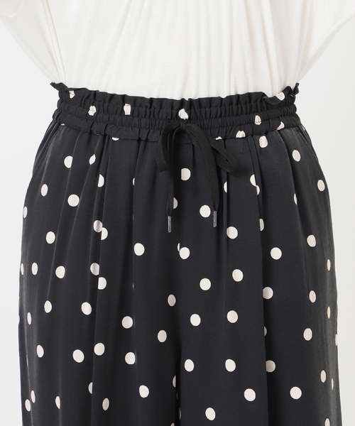 JOURNAL STANDARD relume（ジャーナルスタンダード　レリューム）の「ランダムドットギャザーワイドパンツ（その他パンツ・レディース・ブラック・38/36）」の14枚目の写真