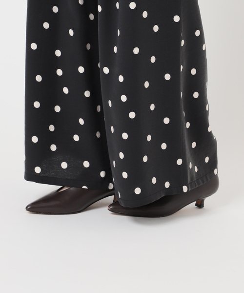 JOURNAL STANDARD relume（ジャーナルスタンダード　レリューム）の「ランダムドットギャザーワイドパンツ（その他パンツ・レディース・ブラック・38/36）」の17枚目の写真
