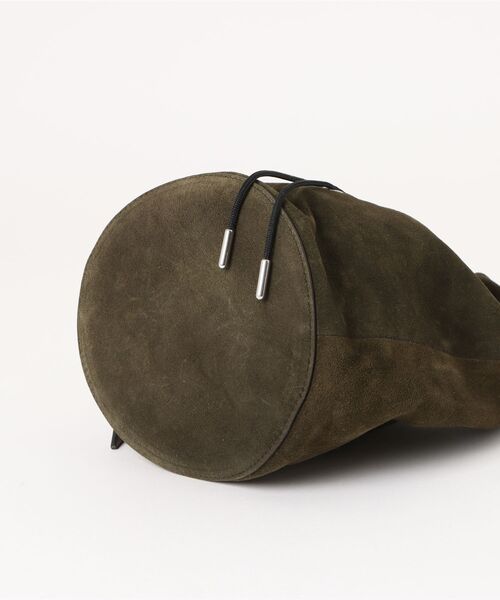 Maison Margiela(メゾンマルジェラ)の「Maison Margiela-women BELT BAG POUCH(ショルダーバッグ・レディース・カーキブラウン・FREE)」の3枚目の写真
