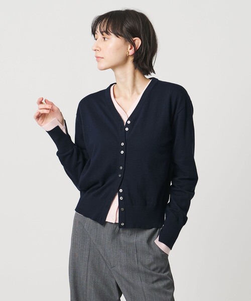 UNITED ARROWS(ユナイテッドアローズ)の「Vネック カーディガン(カーディガン/ボレロ・レディース・ネイビー/ライトピンク・FREE)」の1枚目の写真