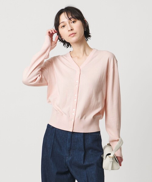 UNITED ARROWS(ユナイテッドアローズ)の「Vネック カーディガン(カーディガン/ボレロ・レディース・ネイビー/ライトピンク・FREE)」の22枚目の写真