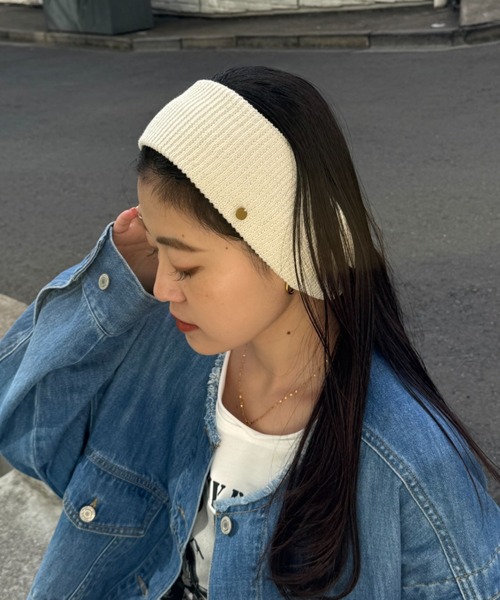 CIAOPANIC TYPY（チャオパニックティピー）の「:プレート付きリブヘアターバン（ヘアバンド・レディース・オフホワイト/ブラウン/バーガンディー/イエロー/ブラック/グレー・ONE SIZE）」の2枚目の写真