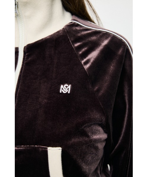 MOUSSY(マウジー)の「【26年SS新作】【セットアップ対応】VELOUR トラックジャケット(ジャージ・レディース・アイボリー/ブラック/ブラウン・FREE)」の18枚目の写真