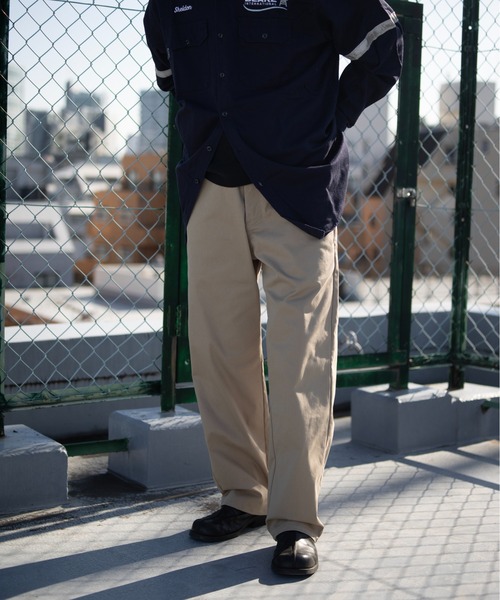 UNIVERSAL OVERALL(ユニバーサルオーバーオール)の「UNIVERSAL OVERALL / Addictive STANDARD / スタンダードパンツ(チノパンツ・メンズ・ブラック/チャコールグレー/ベージュ・S/M/L/XL)」の13枚目の写真