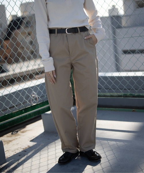UNIVERSAL OVERALL(ユニバーサルオーバーオール)の「UNIVERSAL OVERALL / Addictive STANDARD / スタンダードパンツ(チノパンツ・メンズ・ブラック/チャコールグレー/ベージュ・S/M/L/XL)」の17枚目の写真