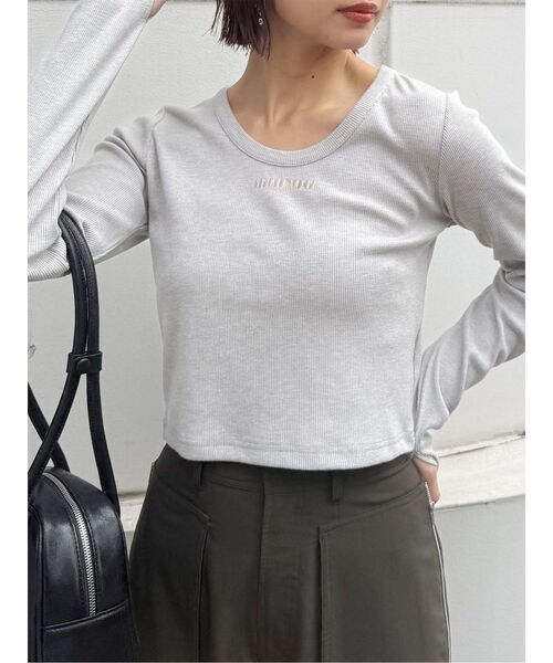 MURUA（ムルーア）の「ロゴラメテレコトップス（Tシャツ/カットソー・レディース・ブラック/グレー/イエロー/ホワイト・FREE）」の3枚目の写真