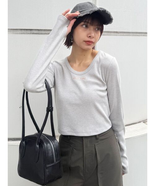 MURUA（ムルーア）の「ロゴラメテレコトップス（Tシャツ/カットソー・レディース・ブラック/グレー/イエロー/ホワイト・FREE）」の16枚目の写真