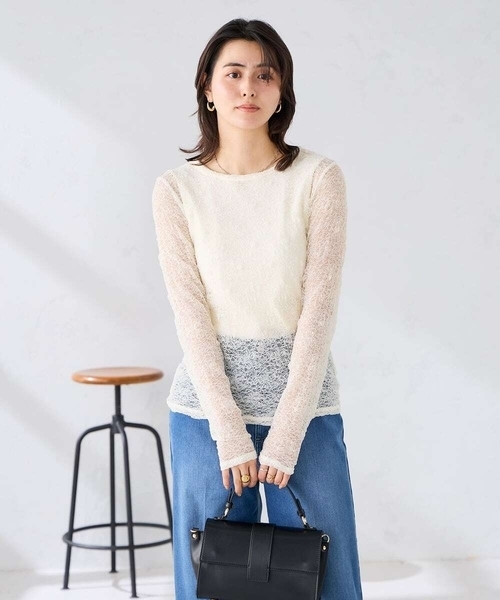 a.v.v(アーヴェヴェ)の「ストレッチレーストップス(Tシャツ/カットソー・レディース・アイボリー/モカ・38/40)」の5枚目の写真