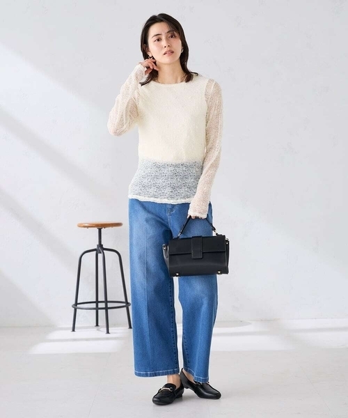 a.v.v(アーヴェヴェ)の「ストレッチレーストップス(Tシャツ/カットソー・レディース・アイボリー/モカ・38/40)」の7枚目の写真