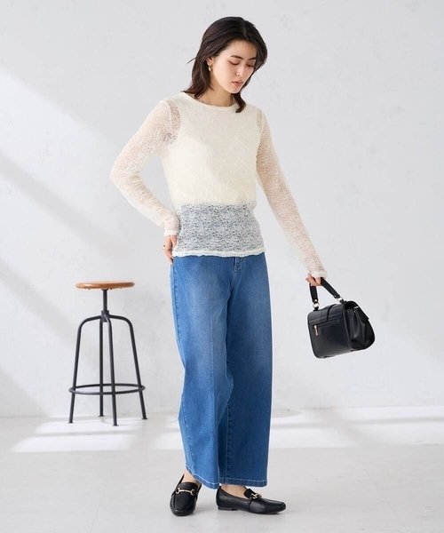 a.v.v(アーヴェヴェ)の「ストレッチレーストップス(Tシャツ/カットソー・レディース・アイボリー/モカ・38/40)」の8枚目の写真
