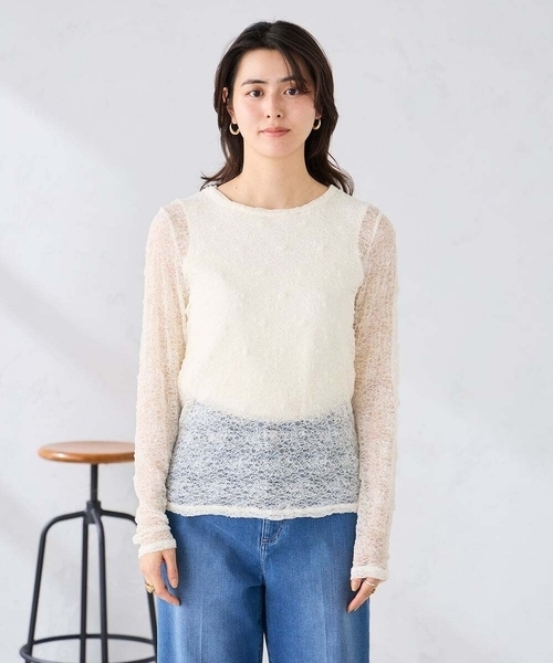 a.v.v(アーヴェヴェ)の「ストレッチレーストップス(Tシャツ/カットソー・レディース・アイボリー/モカ・38/40)」の10枚目の写真