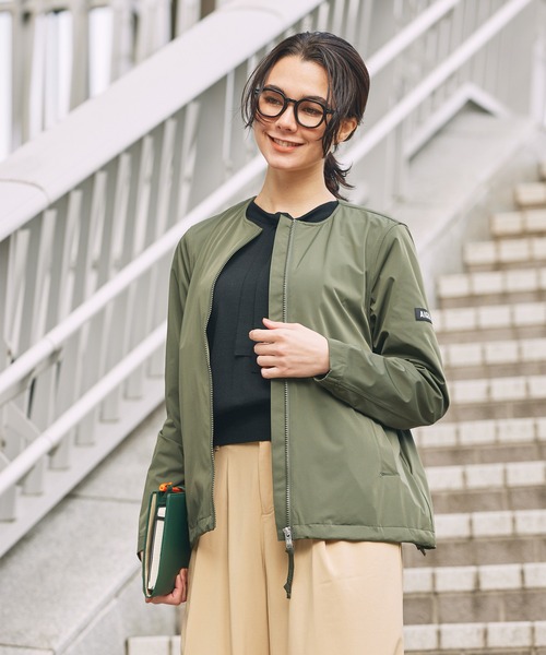 AIGLE（エーグル）の「軽量 UVカット 撥水 ストレッチノーカラージャケット RP（ノーカラージャケット・レディース・モスグリーン/ベージュ/ブラック・36/34/44/40/42/38）」の16枚目の写真