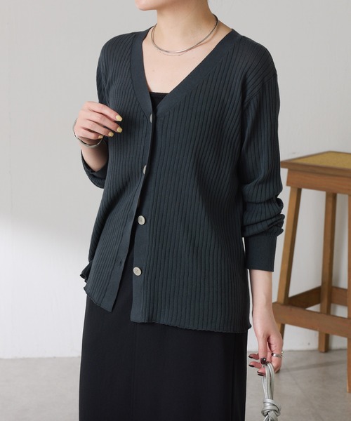 COLLAGE GALLARDAGALANTE（コラージュガリャルダガランテ）の「ドライコットンワイドリブカーディガン/セットアップ可/アンサンブル可（カーディガン/ボレロ・レディース・チャコールグレー/レモンイエロー・FREE）」の6枚目の写真