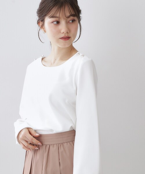 index（インデックス）の「肩ボタンボートネックトップス【洗濯機OK】（Tシャツ/カットソー・レディース・ネイビー/オフホワイト/ライトイエロー系・42/40/38/36）」の4枚目の写真