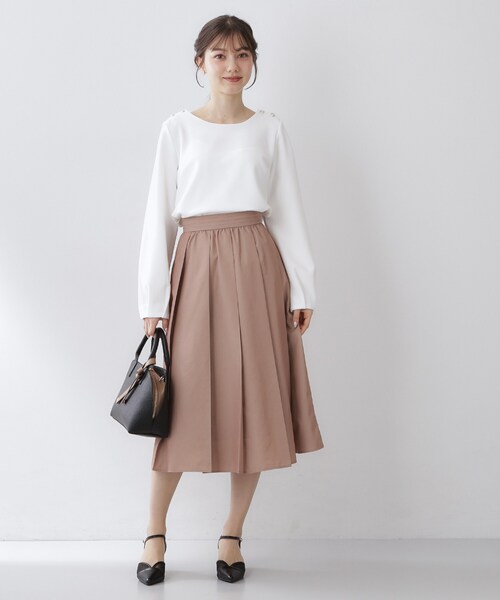 index（インデックス）の「肩ボタンボートネックトップス【洗濯機OK】（Tシャツ/カットソー・レディース・ネイビー/オフホワイト/ライトイエロー系・42/40/38/36）」の5枚目の写真