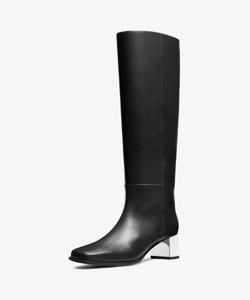 MICHAEL KORS(マイケルコース)の「MATILDA フレックス ミディアムブーツ(ブーツ・レディース・ブラック・6/5.5/6.5/7.5)」の3枚目の写真