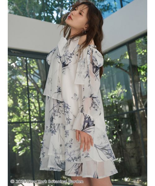 SNIDEL（スナイデル）の「NYBG 2wayミニワンピース（ワンピース・レディース・ホワイト/ネイビー/イエロー・1/0）」の4枚目の写真