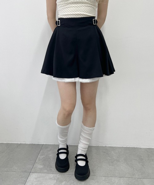 PHILLY(フィリー)の「レースレイヤードショートパンツ(その他パンツ・レディース・グレー/ブラック・FREE)」の4枚目の写真