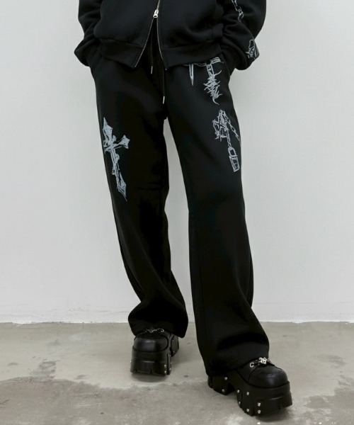 ARULE(アルール)の「A'GEM/9 × .kom 『ARULE/アルール』Chain Cross Graphic Sweatpants /チェーンクロスグラフィックスエットパンツ(スウェットパンツ・レディース・グレー/ブラック・FREE)」の7枚目の写真