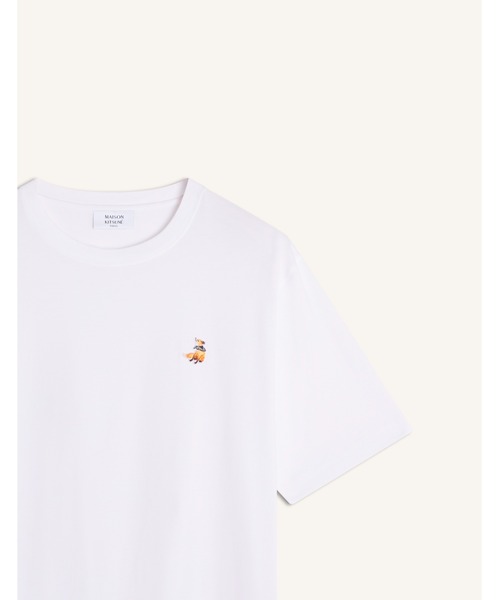 Maison Kitsune（メゾンキツネ）の「DREAMING FOX COMFORT TEE-SHIRT（Tシャツ/カットソー・メンズ・ダークブラウン系/ホワイト・XS/S/M/L/XL/XXS）」の5枚目の写真