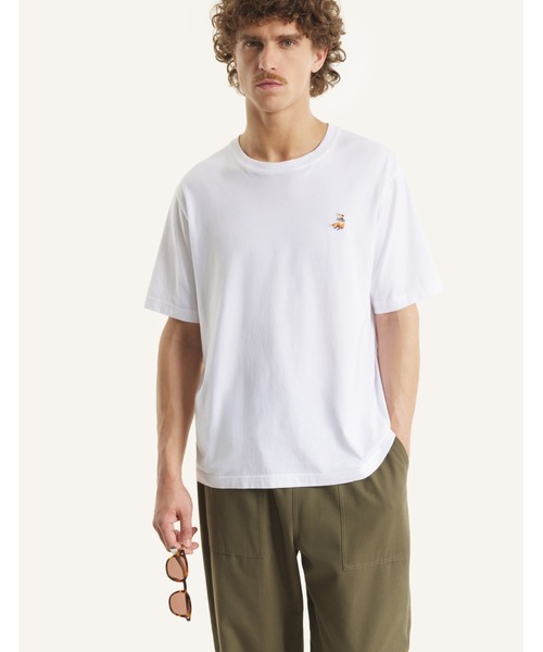 Maison Kitsune（メゾンキツネ）の「DREAMING FOX COMFORT TEE-SHIRT（Tシャツ/カットソー・メンズ・ダークブラウン系/ホワイト・XS/S/M/L/XL/XXS）」の7枚目の写真