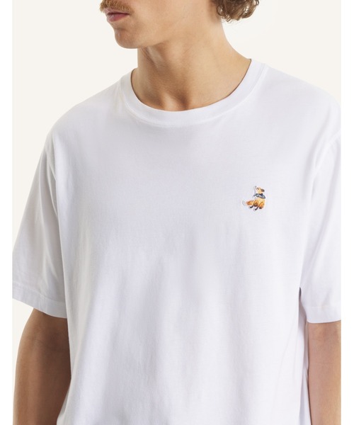 Maison Kitsune（メゾンキツネ）の「DREAMING FOX COMFORT TEE-SHIRT（Tシャツ/カットソー・メンズ・ダークブラウン系/ホワイト・XS/S/M/L/XL/XXS）」の8枚目の写真