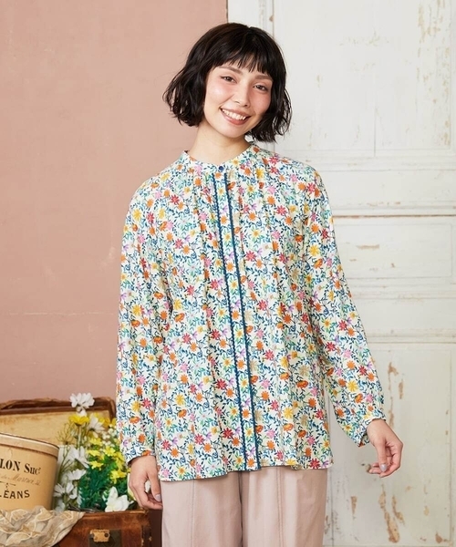 Jocomomola(ホコモモラ)の「Sancho Panza フラワープリントブラウス(シャツ/ブラウス・レディース・アイボリー/ネイビー・40)」の18枚目の写真