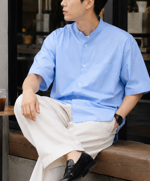 FREAK'S STORE(フリークスストア)の「限定展開 Relax Fit リラックスフィット バンドカラー ショートスリーブ シャツ(シャツ/ブラウス・メンズ・ブルー系その他/ブラック/サックスブルー/チャコールグレー/ホワイト/ベージュ・LARGE/MEDIUM/SMALL)」の5枚目の写真