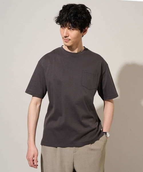 a.v.v(アーヴェヴェ)の「\累計28,000枚販売!/究極の無地T シルケットスムースシルエットカットソ ー【接触冷感 / UVカット/洗濯機で洗える/毛玉になりにくい】(Tシャツ/カットソー・メンズ・グリーン/ボルドー/ホワイト/ライトグレー/ミント/ブルー/ライトブラウン/チャコールグレー/ブラック/ピンク・44/48/50/46)」の4枚目の写真